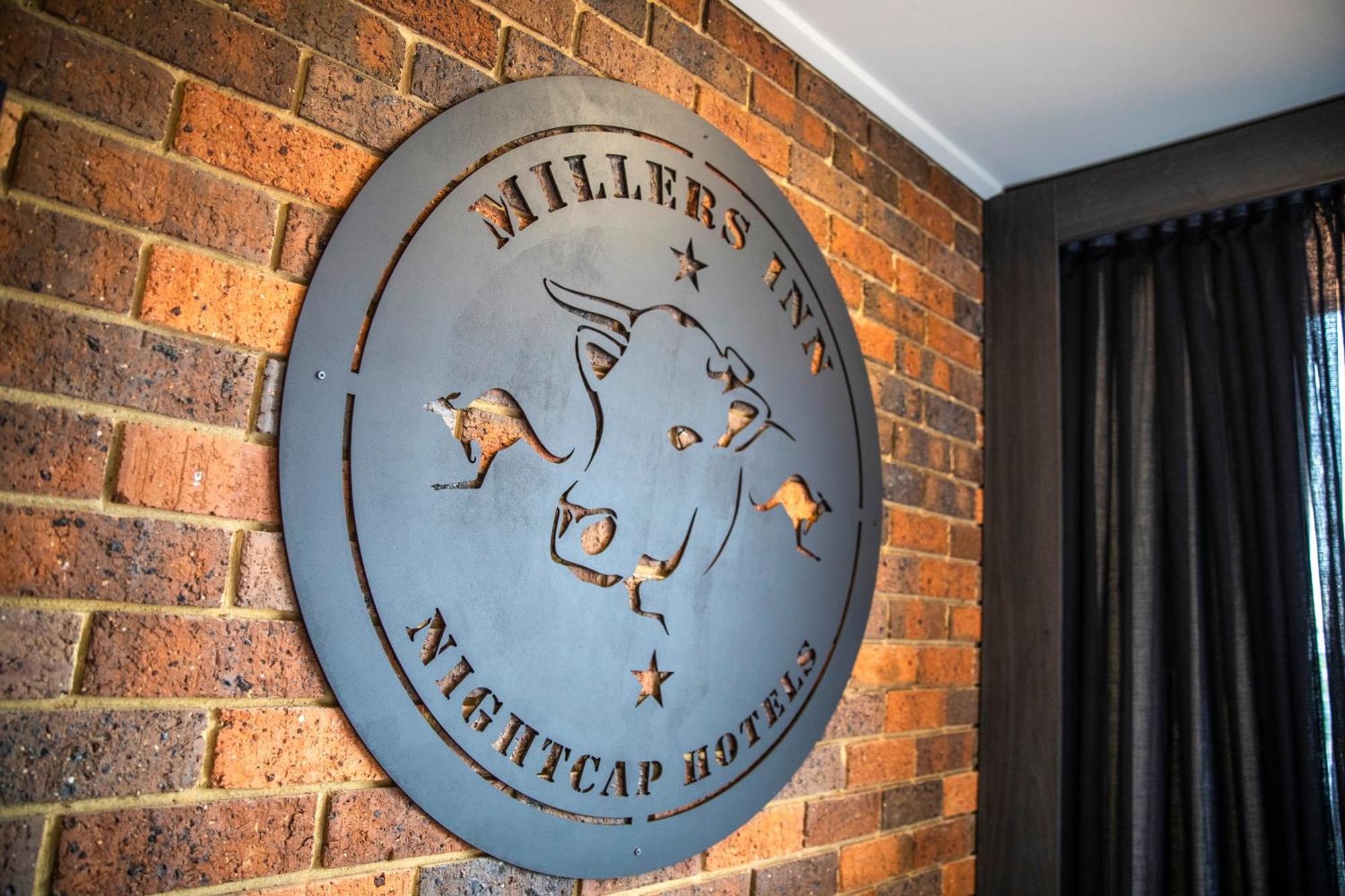 Nightcap At Millers Inn Altona Esterno foto